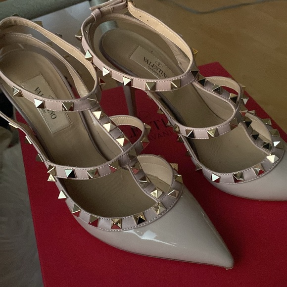 Valentino Garavani Rockstud Heels sz 37.5 - Picture 5 of 10